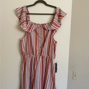 J for Justify summer dress. Adjustable straps and cap sleeves. Size XL